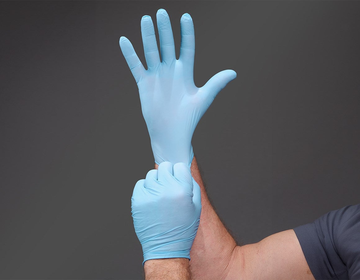 Main action image Disposable latex examination gloves, powder-free blue