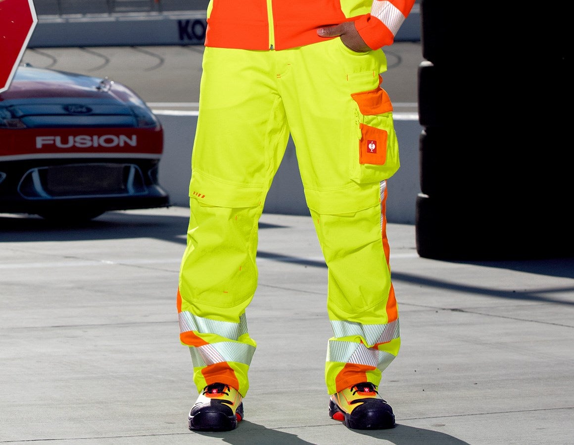 Main action image High-vis trousers e.s.motion 2020 high-vis yellow/high-vis orange