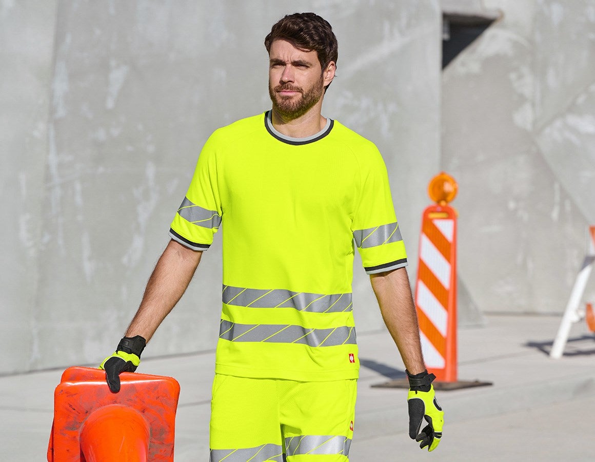 Main action image High-vis functional t-shirt e.s.ambition high-vis yellow/anthracite